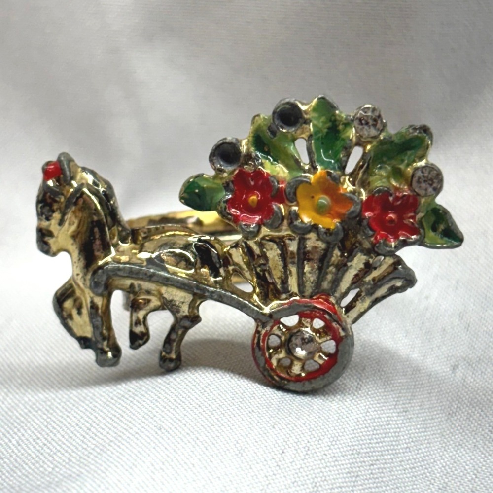 Unbranded Scarf Holder Womens OS Gold Fair Horse Carriage Enamel Rhinestone
